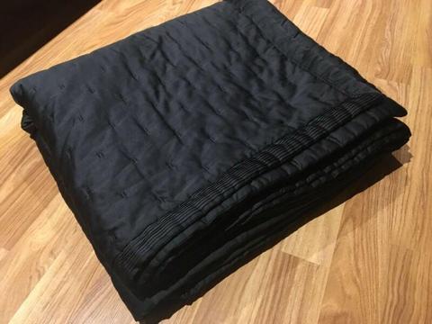 Sheridan blanket throw black 260cm x 260cm