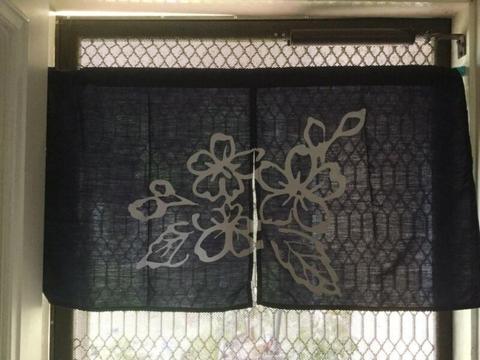 Japanese Noren short door curtain. NEW. Nic's homewears