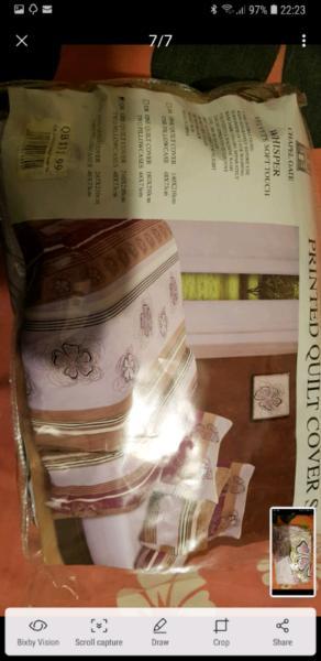 Queen quilt cover set brand new