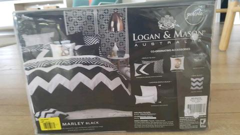 Logan & Mason King Quilt Cover Set