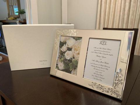 Vera Wang - Vera Lace Bouquet double invitation picture frame