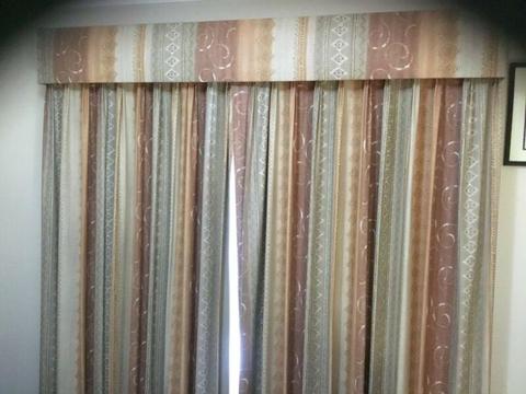 Curtains and matching pelmet