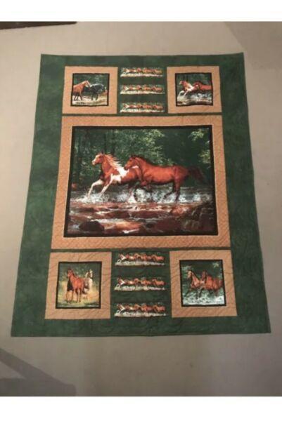 Quilted Horse Throw Rug