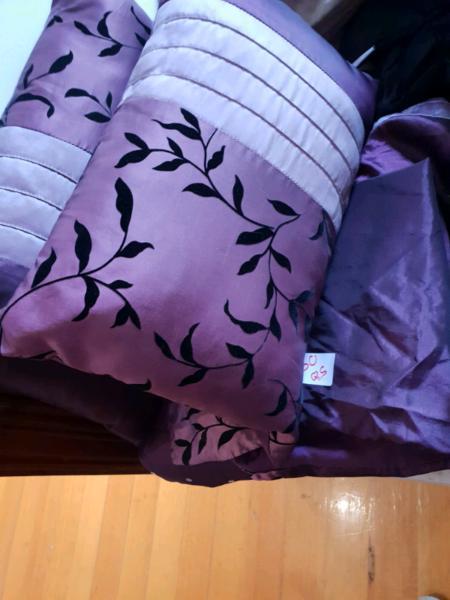 Stunning purple Thai silk quilt Cover (QS) with 2 decor pillows