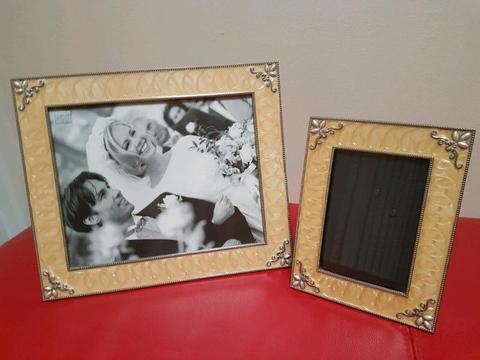 Pair of standing picture frames