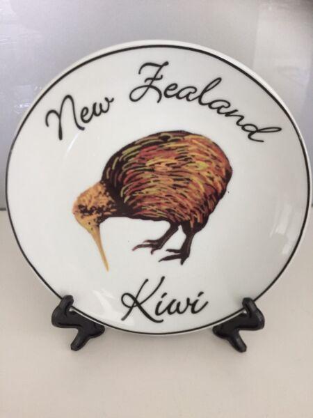 Kiwi Plate with Stand New in Box from New Zealand
