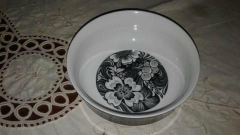 black and white bowl Japanese