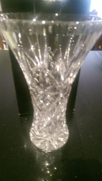 Brand new Royal Doulton Vase 20.5cm