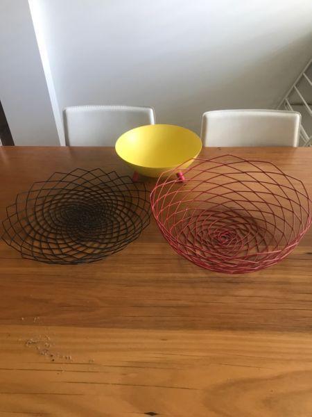 Wanted: Home decor black platter fruit basket , fruit bowls