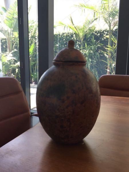 Earthenware Decorative Antique Urn with Lid