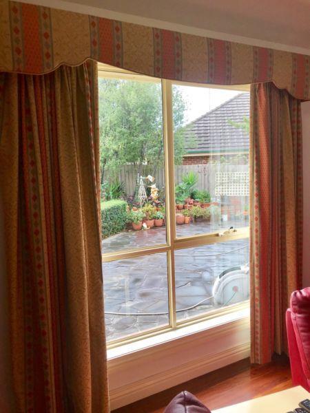 Curtains 5 windows Heavy & Lined with padded pelmets