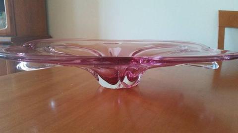 Beautiful decorative glass fruit bowl