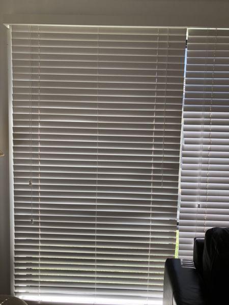 Timber Blinds/Holland Blinds/Curtain with Rod PRICED TO SELL!!!