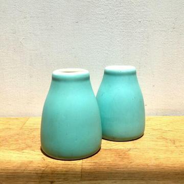 NEW 2 X Small Ceramic Teal Vases in Exc Cond