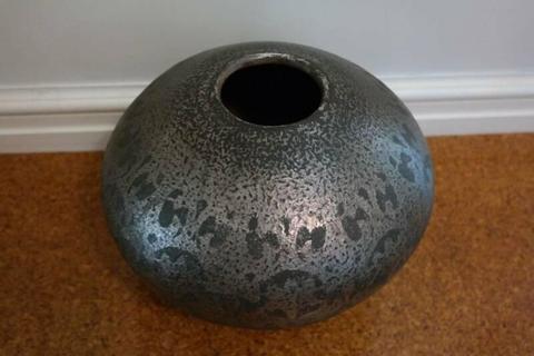 Decorative pot from Freedom