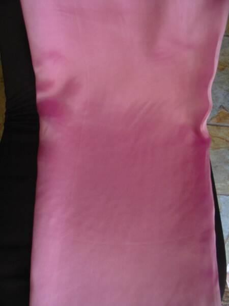 Tablecloths / Runners/Thows/ 4 Pink Satin Effect protective case
