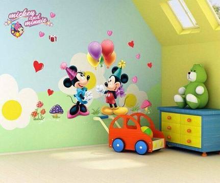 Mickey and Minnie Mouse in Love Wall Decal/Wall sticker/Wallpaper