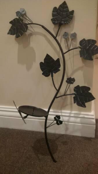 Black brown wrought iron maple leaf candle holder wall decor
