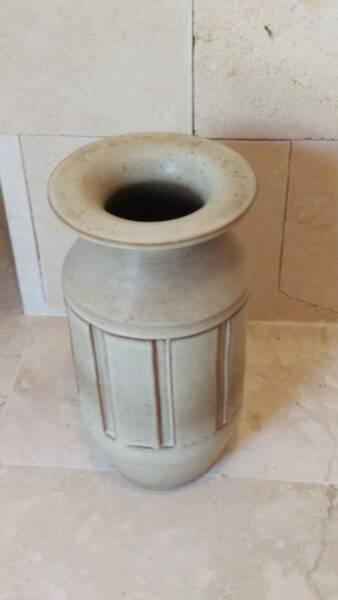 Ceramic Pot - Modern Mediteranian style