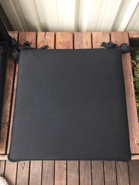 Outdoor seat cushions