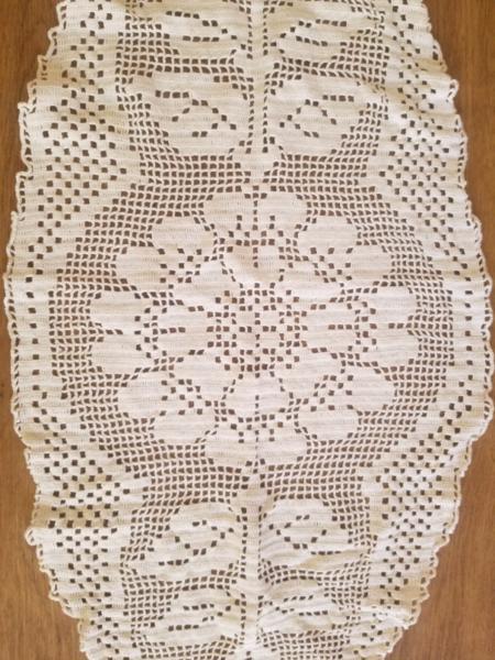 Lace table runner