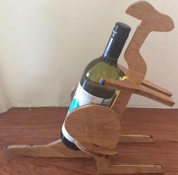 Kangaroo wine bottle holder