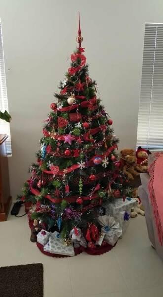 Christmas Tree - Nevada Pine - 6ft (183cm) - 556 tips