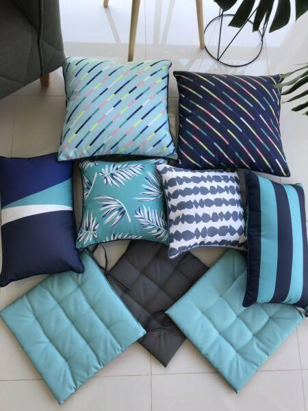 Outdoors cushions