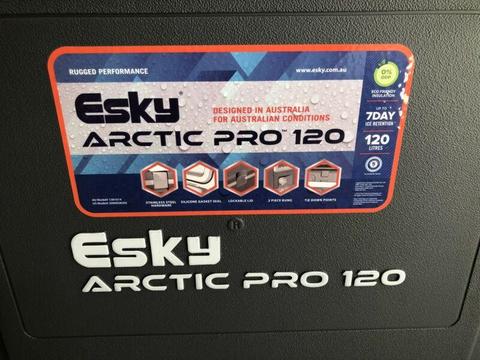 Esky ice box 120lt