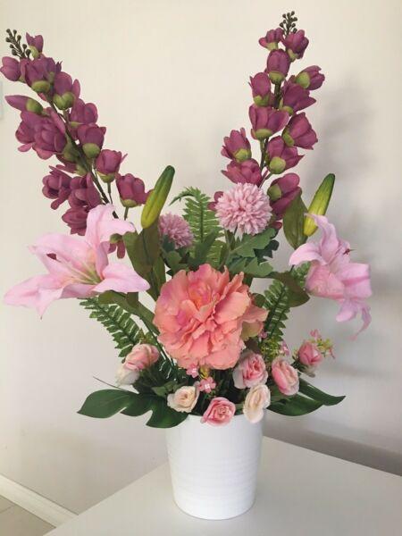 New artificial flower arrangement