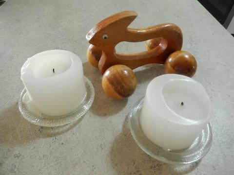 Wooden Hand Massager (Roller) & 2 x Candles with Glass Holders