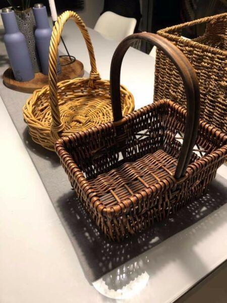 Woven storage/baskets (pick up in Wellard)