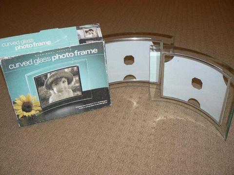 PHOTO FRAMES NEW & USED