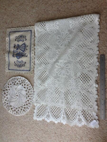 Doily, cushion cover, place mat