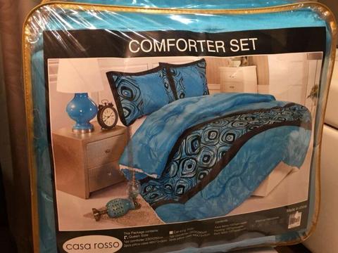 Brand new Queen size comforter set