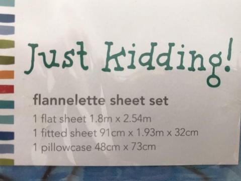 Just Kidding single bed Flanelette sheets (brand New)