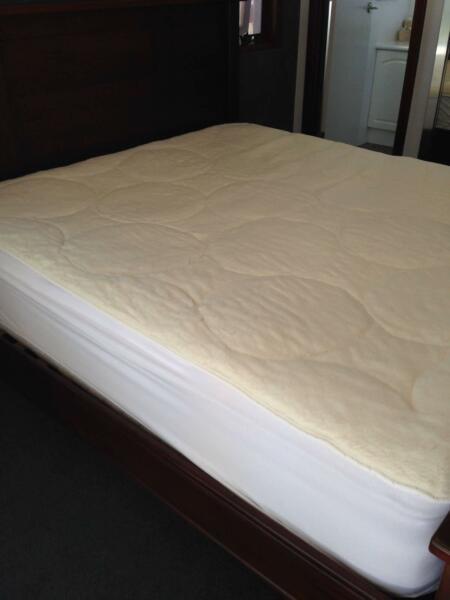 Minijumbuk sleep system King mattress topper protector overlay