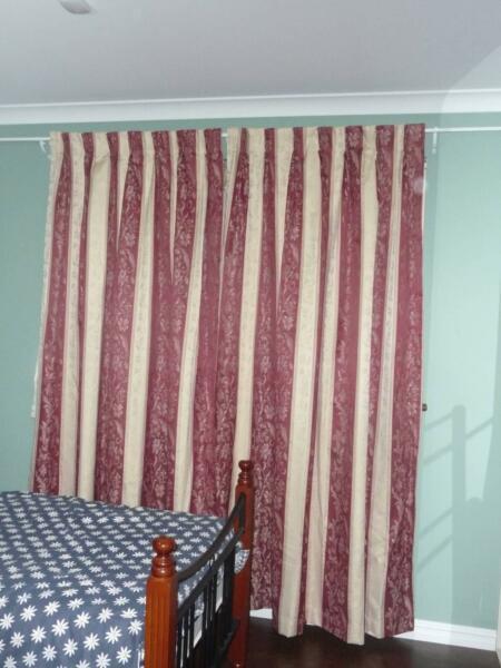 CURTAINS - FEDERATION PATTERN