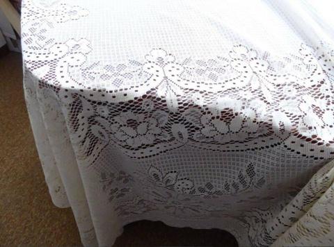RETRO LACE TABLE CLOTH - MADE IN GREAT BRITAIN