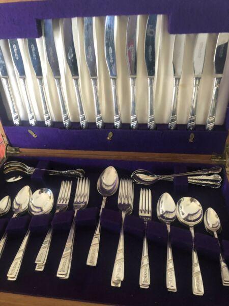 Sterling silver cutlery set