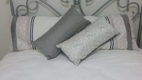 QS Doona Cover Set - grey/silver and white