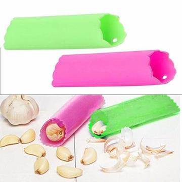 1 x NEW Silicone Garlic Peeler Peeling Utility Easy Kitchen Strip