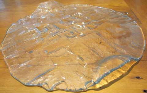 RETRO, HEAVY, CLEAR ROUND PATTERNED GLASS SERVING PLATTER 36cm