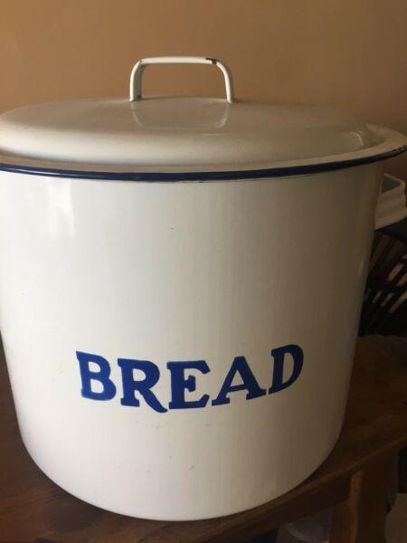 Bread Bin