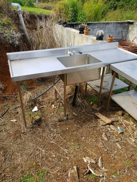 Stainless sink and bench
