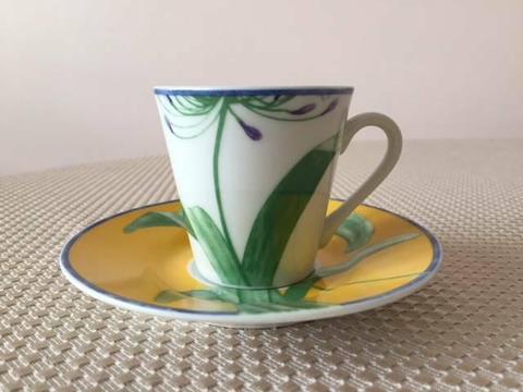 Home Classic Coffee Cups & Saucers