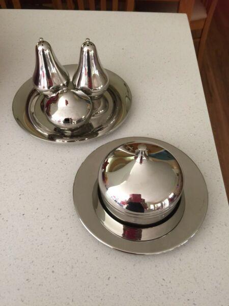 Vintage lucky wood stainless steel condiment set