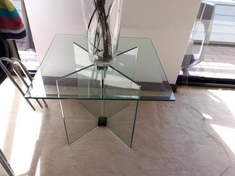 Urgent sale ! Glass Coffee table