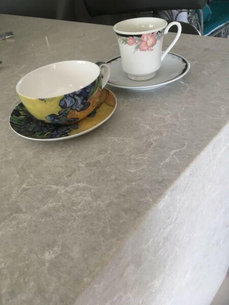 Teacup and saucer sets