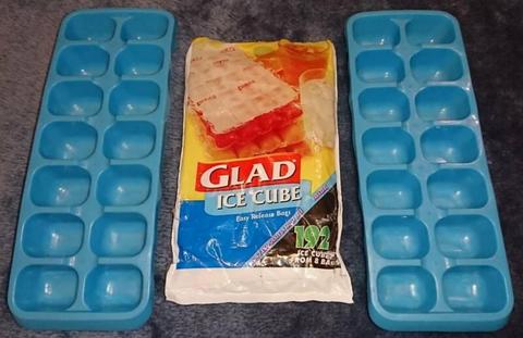 * ICE MAKER TRAYS & BAGS *